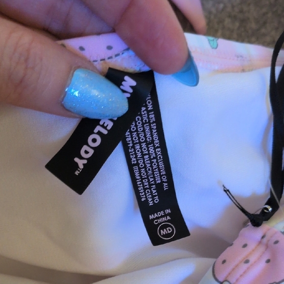 Hot Topic Pink Ruffle Bikini Set - Picture 3 of 6